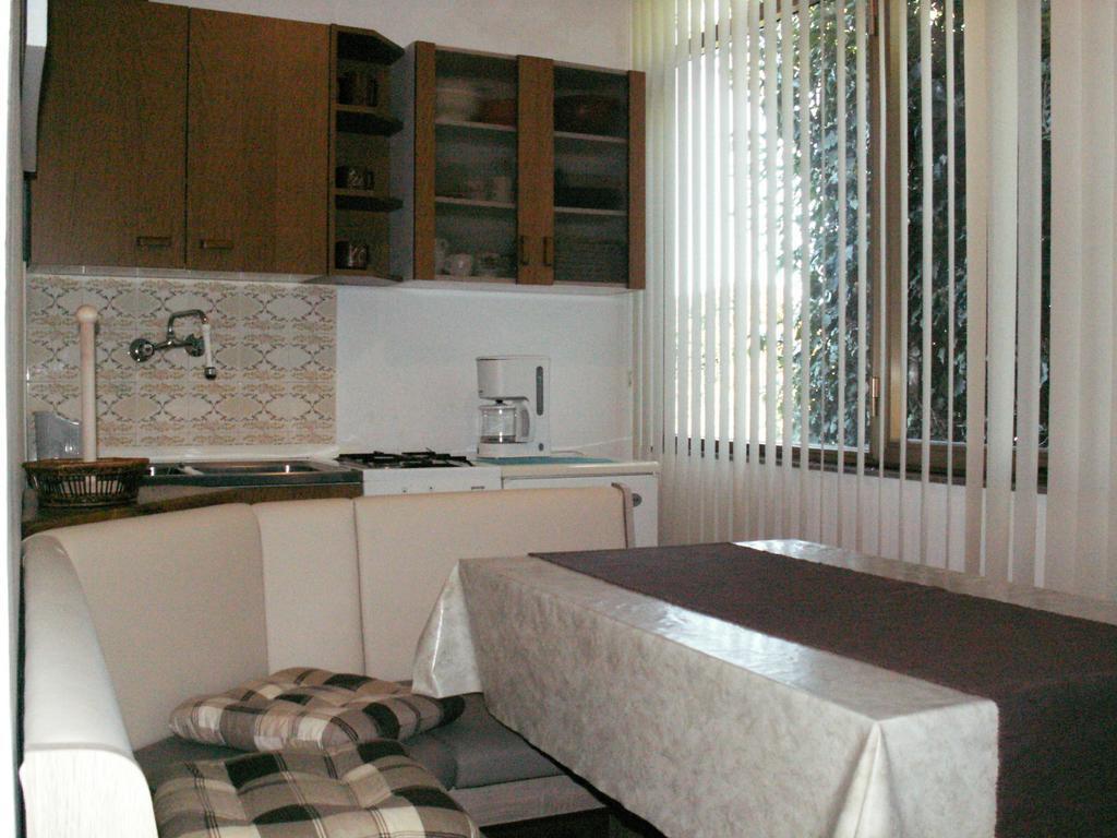 Alice Apartment